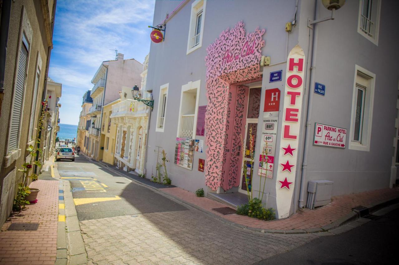 Logis - Hotel Arc En Ciel Et Spa Les Sables D'Olonne Exterior foto